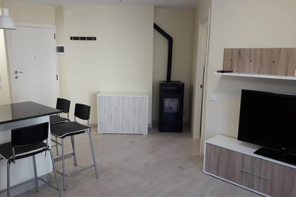 Nuevo Y Acogedor Apto En Vielha-Betren. Con Garaje Apartamento Exterior foto
