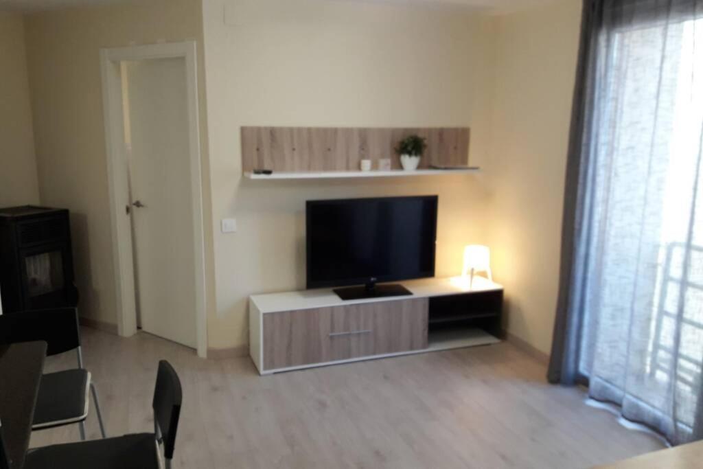Nuevo Y Acogedor Apto En Vielha-Betren. Con Garaje Apartamento Exterior foto