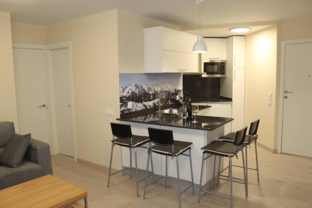 Nuevo Y Acogedor Apto En Vielha-Betren. Con Garaje Apartamento Exterior foto